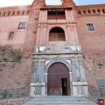 ホテル Hospederia Palacio Papa Luna 3*
