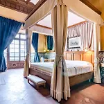 ホテル Hospederia Palacio Papa Luna 3*