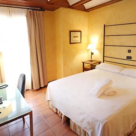 Hospederia Palacio Papa Luna 3* Illueca