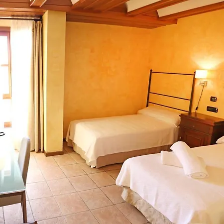 Hotel Hospederia Palacio Papa Luna Illueca