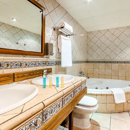 Hotel Hospederia Palacio Papa Luna