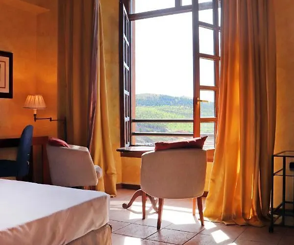 Hospederia Palacio Papa Luna Отель